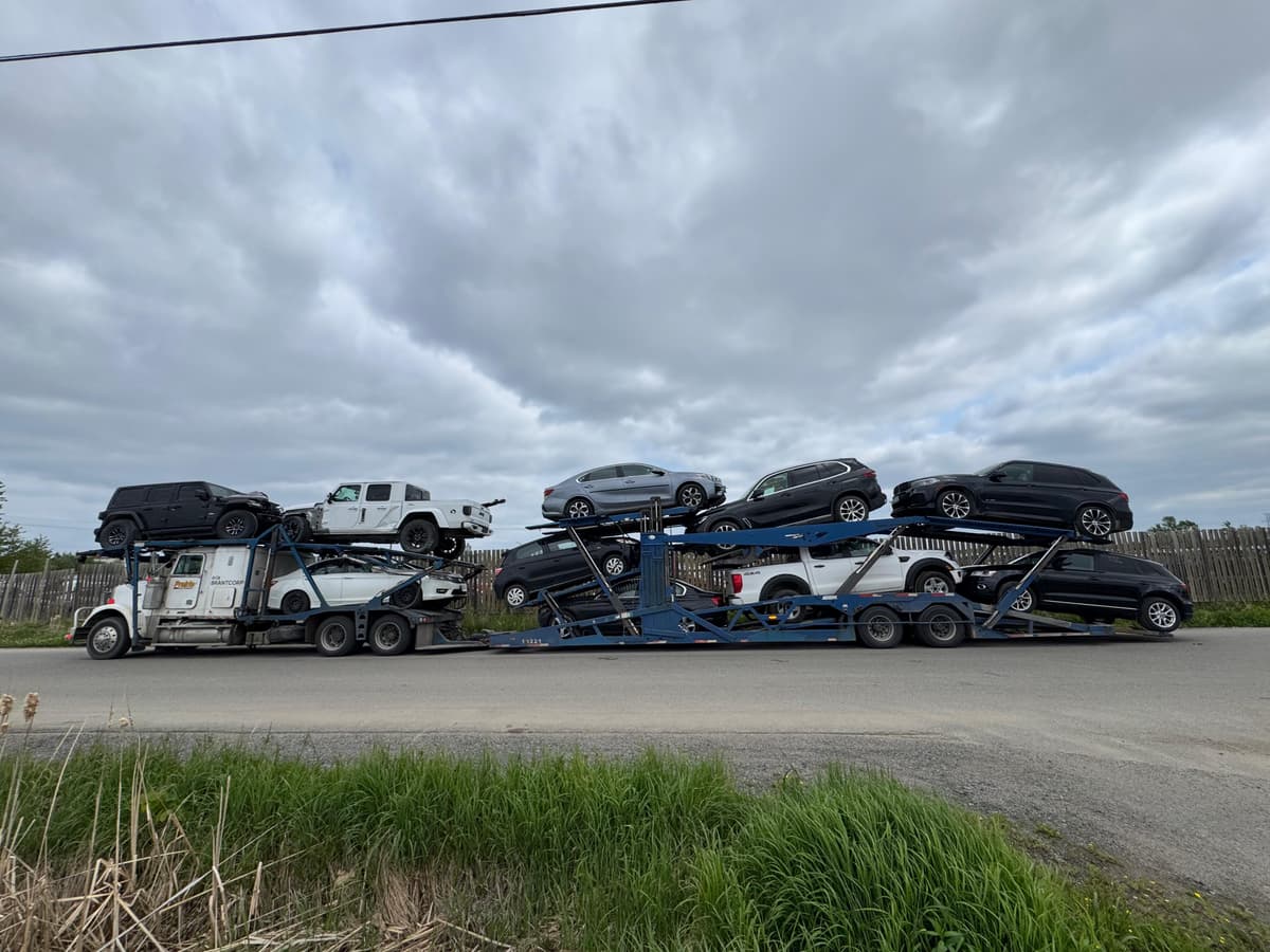 Prairie Auto Transport vehicle shipment 2